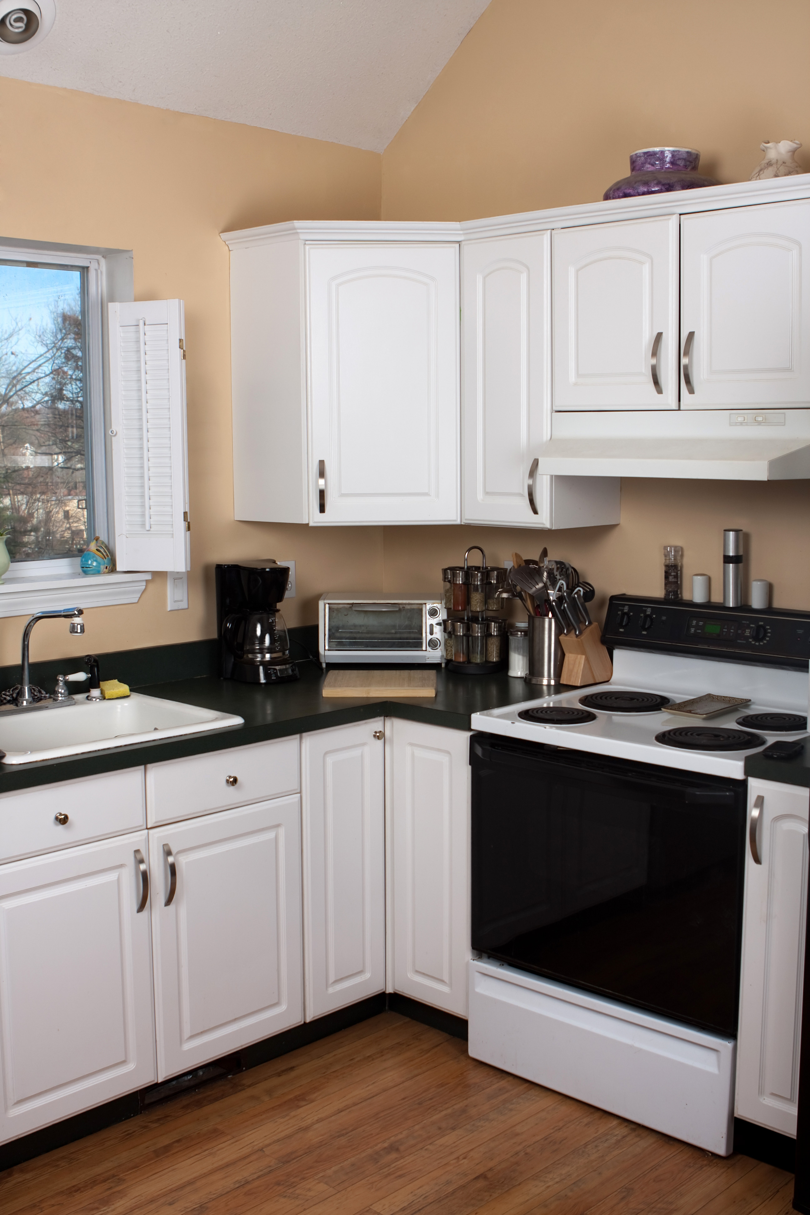 Corner kitchen cabinet options, Custom kitchen cabinet options, Best kitchen cabinet brands, Kitchen cabinet drawer options