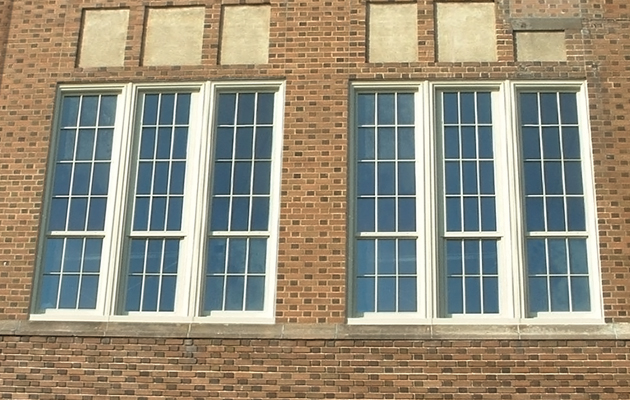 long glass windows with aluminum foundation